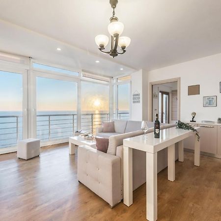 Blue Heaven -Full Sea View Brand New Apartment Durrës 외부 사진
