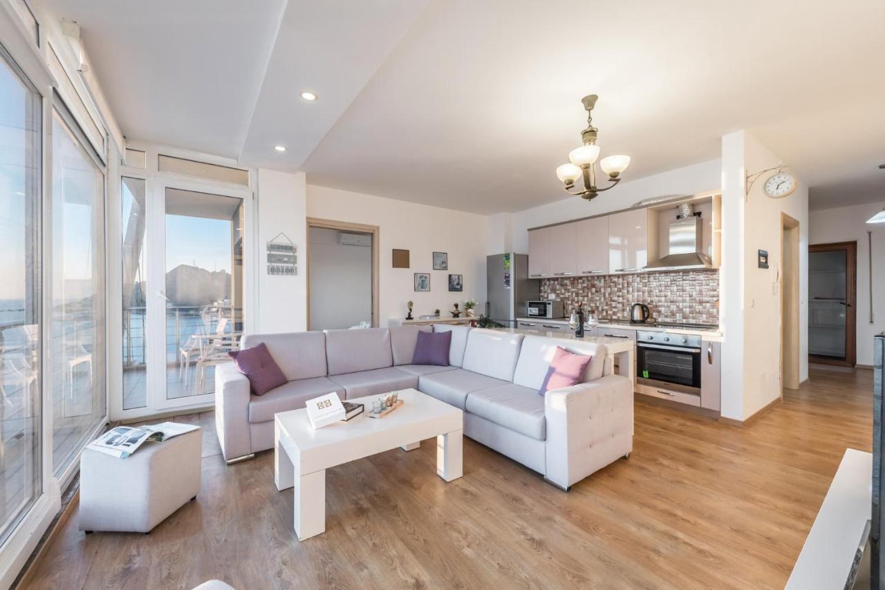 Blue Heaven -Full Sea View Brand New Apartment Durrës 외부 사진